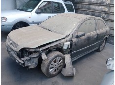 opel astra g berlina del año 2002