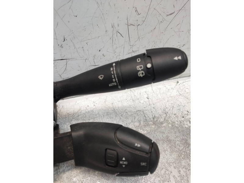 Recambio de mando luces para peugeot 207 sw outdoor referencia OEM IAM 96630718XT  