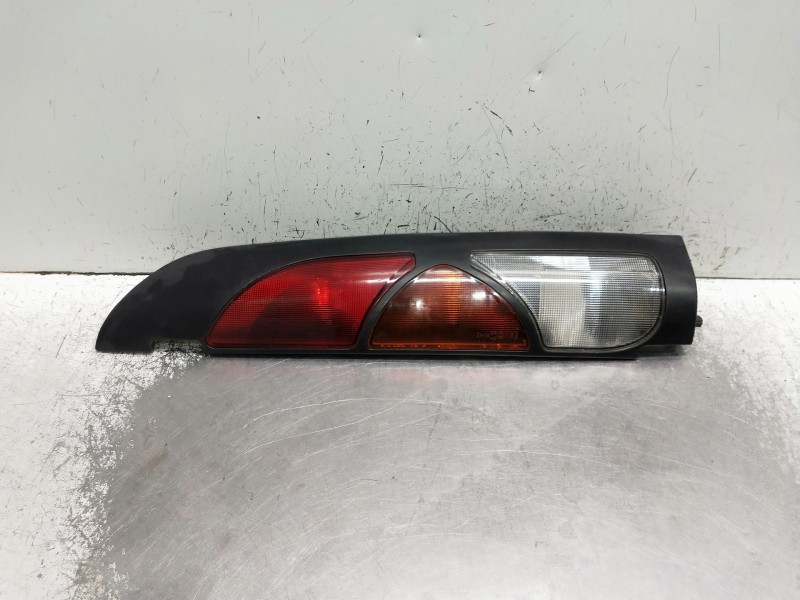 Recambio de piloto trasero derecho para renault kangoo (f/kc0) referencia OEM IAM   