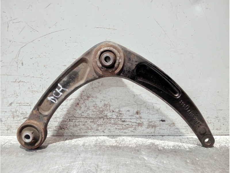 Recambio de brazo suspension inferior delantero derecho para citroen c4 berlina referencia OEM IAM 396D  
