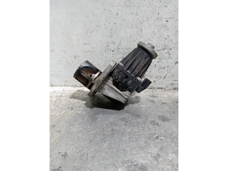Recambio de valvula egr para renault kangoo referencia OEM IAM 147105308R H8200129863 703435030