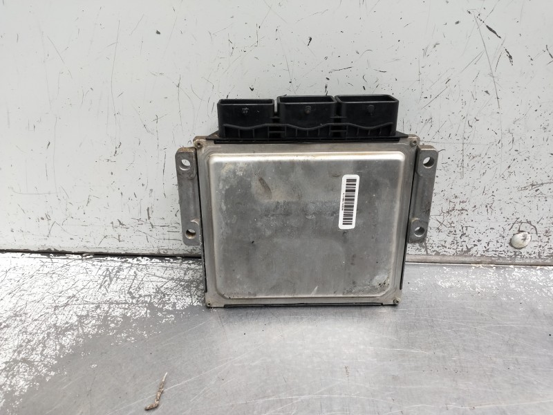 Recambio de centralita motor uce para citroen c4 picasso referencia OEM IAM 9677563880 9666912580 28303589