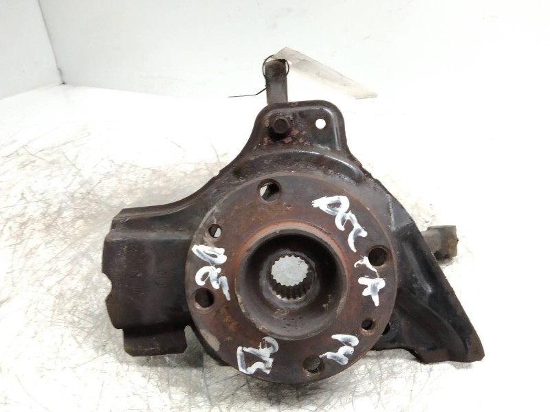 Recambio de mangueta delantera derecha para lancia delta 1.4 cat referencia OEM IAM   