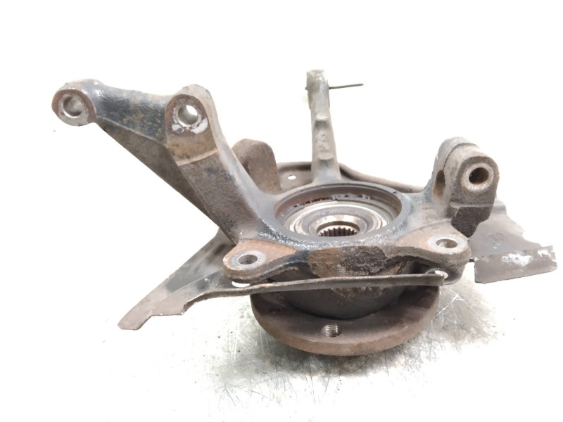 Recambio de mangueta delantera derecha para lancia delta 1.4 cat referencia OEM IAM   