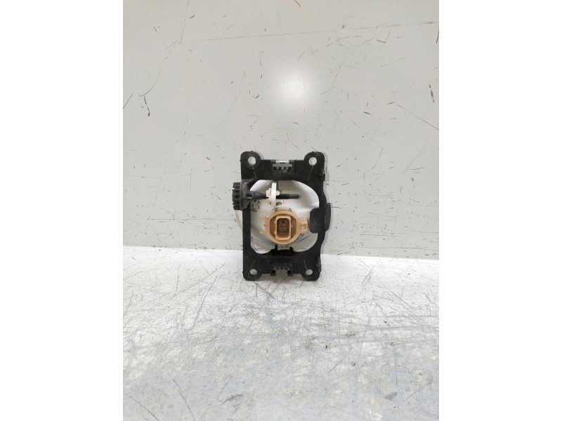 Recambio de faro antiniebla derecho para citroen c4 cactus bluehdi 100 referencia OEM IAM   