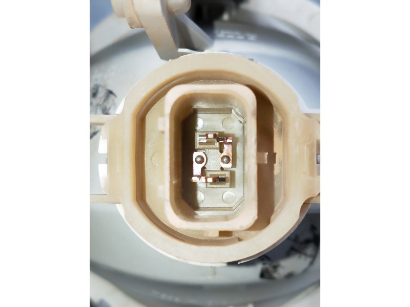 Recambio de faro antiniebla derecho para citroen c4 cactus bluehdi 100 referencia OEM IAM   
