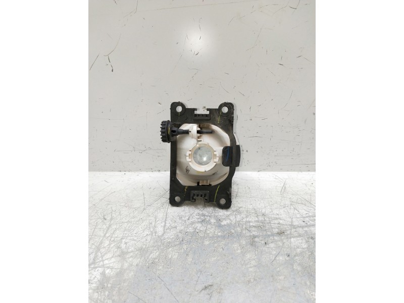 Recambio de faro antiniebla izquierdo para citroen c4 cactus bluehdi 100 referencia OEM IAM 9675450980  