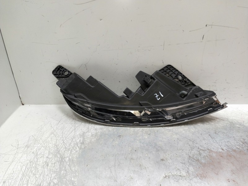 Recambio de faro izquierdo para citroen c4 cactus bluehdi 100 referencia OEM IAM 9821287180 01362401 