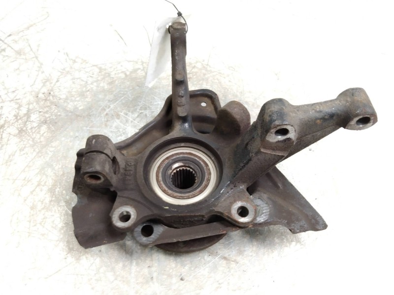 Recambio de mangueta delantera izquierda para lancia delta 1.4 cat referencia OEM IAM   