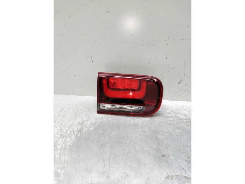 Recambio de piloto trasero izquierdo interior para citroen c4 cactus bluehdi 100 referencia OEM IAM   