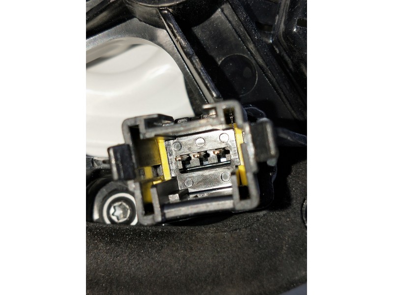 Recambio de piloto trasero izquierdo interior para citroen c4 cactus bluehdi 100 referencia OEM IAM   