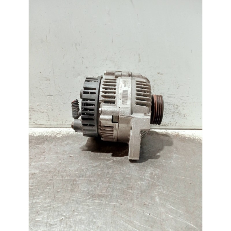 Recambio de alternador para renault clio ii fase ii (b/cb0) referencia OEM IAM 437119 A11VI98 