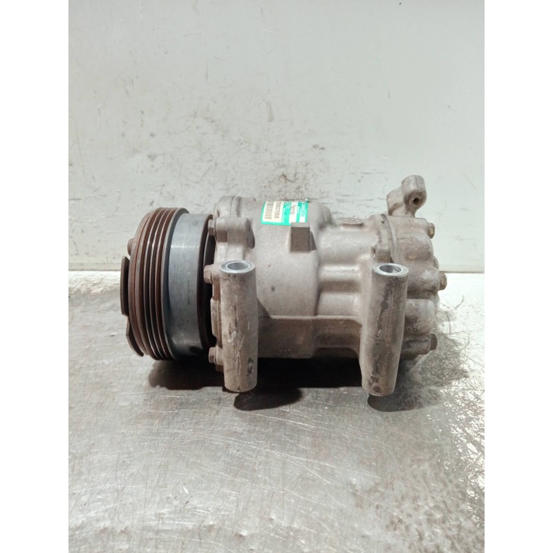 Recambio de compresor aire acondicionado para renault clio ii fase ii (b/cb0) referencia OEM IAM 8200037058 1427D 