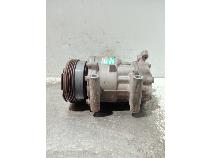 Recambio de compresor aire acondicionado para renault clio ii fase ii (b/cb0) referencia OEM IAM 8200037058 1427D 