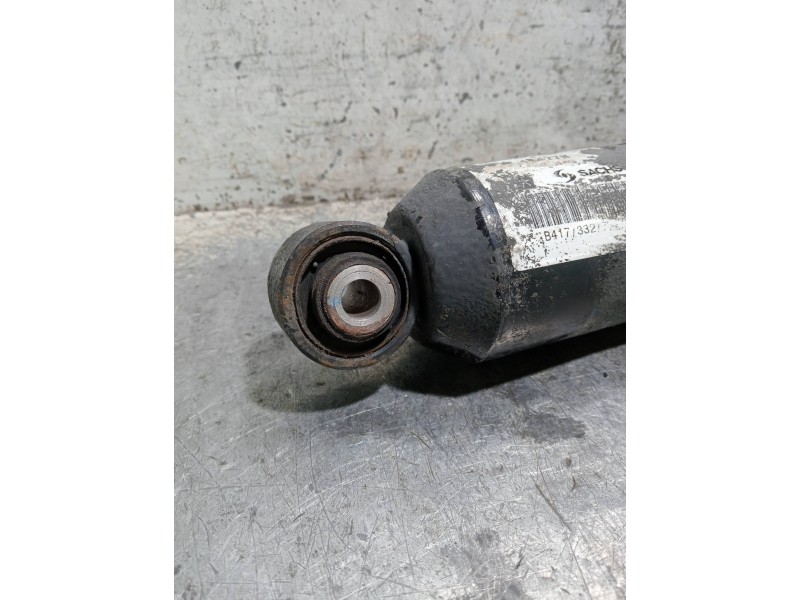 Recambio de amortiguador trasero izquierdo para chrysler voyager (rg) 2.8 crd cat referencia OEM IAM 894104000417  