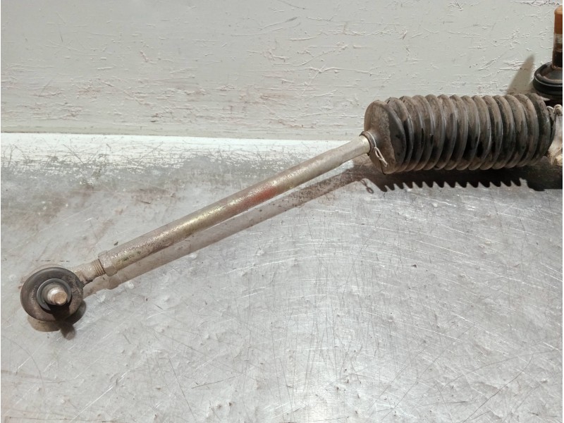 Recambio de cremallera direccion para peugeot 205 berlina 1.4 plus referencia OEM IAM 9431235021  