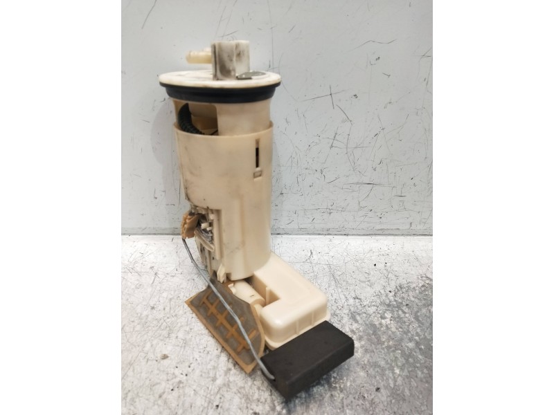 Recambio de bomba combustible para citroen saxo referencia OEM IAM 9637513080  