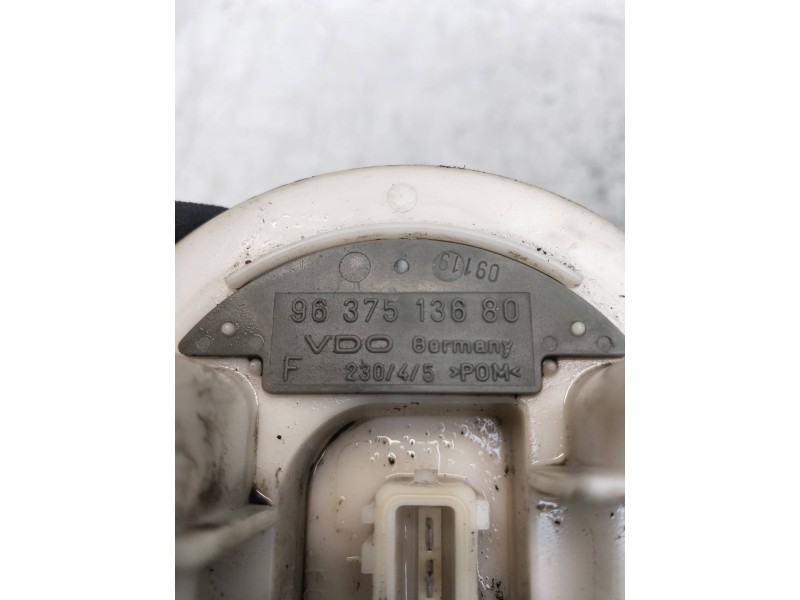 Recambio de bomba combustible para citroen saxo referencia OEM IAM 9637513080  