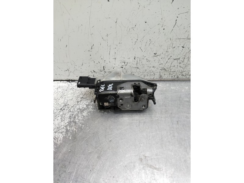 Recambio de motor cierre centralizado delantero derecho para citroen c4 cactus bluehdi 100 referencia OEM IAM PSA190384 16953016