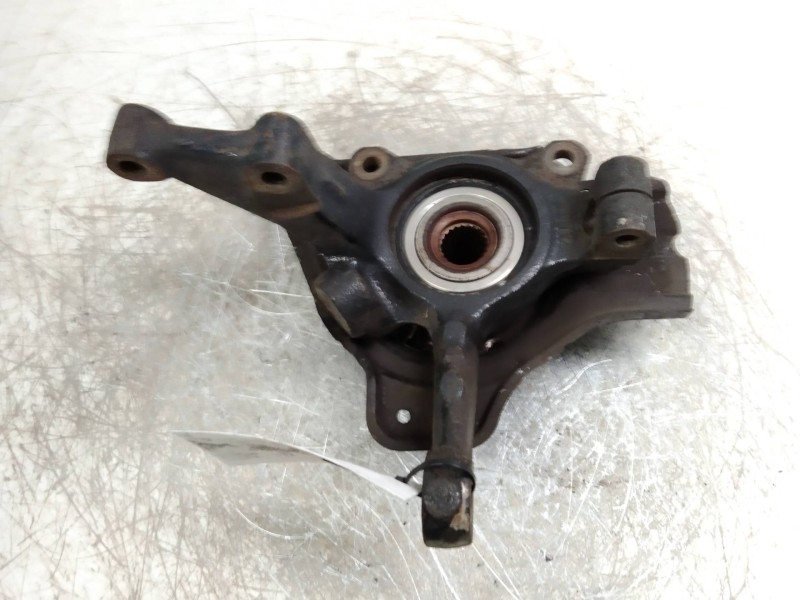 Recambio de mangueta delantera izquierda para lancia delta 1.6 cat referencia OEM IAM   