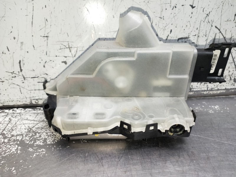 Recambio de motor cierre centralizado trasero derecho para citroen c4 cactus bluehdi 100 referencia OEM IAM PSA190388 16943321 5