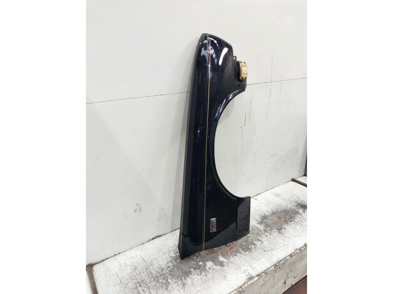 Recambio de aleta delantera derecha para jaguar xj6/12 referencia OEM IAM   