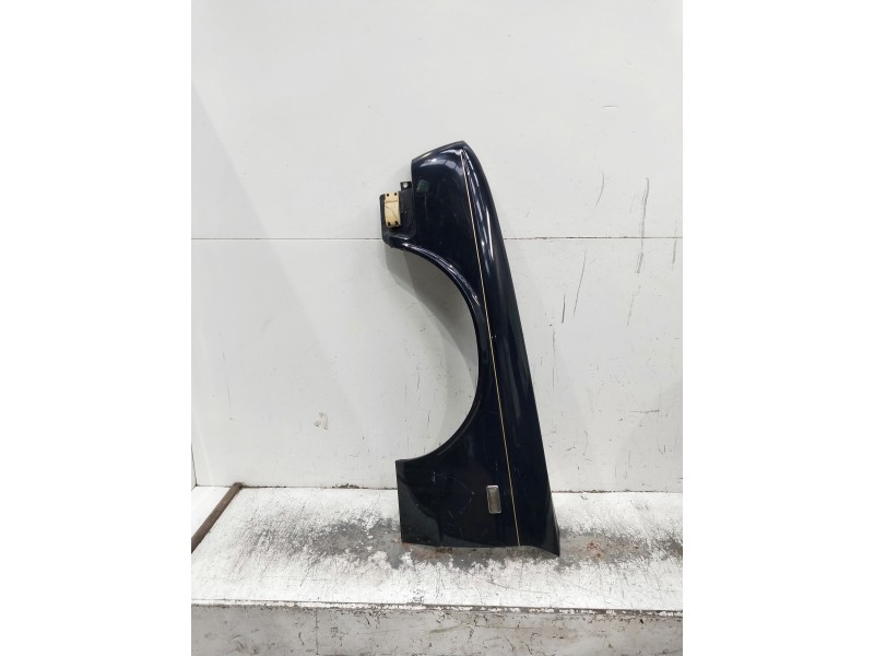 Recambio de aleta delantera izquierda para jaguar xj6/12 referencia OEM IAM   