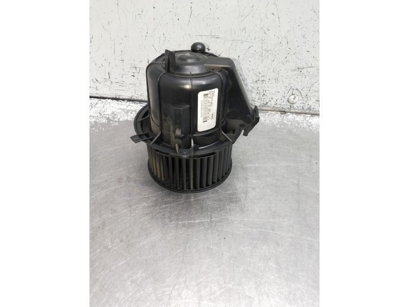 Recambio de motor calefaccion para citroen c4 cactus bluehdi 100 referencia OEM IAM T4054002 0T405400239580 25014940