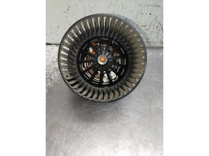 Recambio de motor calefaccion para citroen c4 cactus bluehdi 100 referencia OEM IAM T4054002 0T405400239580 25014940