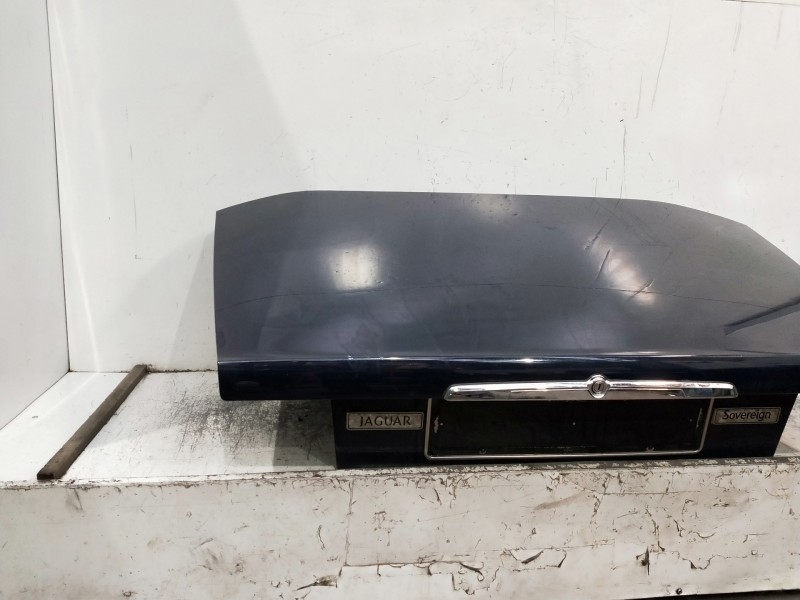 Recambio de tapa maletero para jaguar xj6/12 referencia OEM IAM   