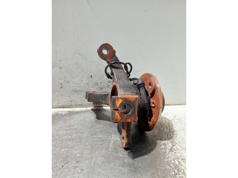 Recambio de mangueta delantera derecha para dacia spring referencia OEM IAM   