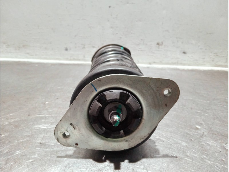Recambio de amortiguador delantero para dacia spring referencia OEM IAM 543022595R  