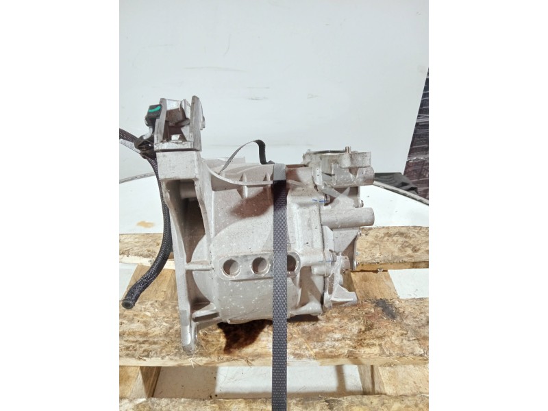 Recambio de motor completo para dacia spring referencia OEM IAM 4DB401 U143125 