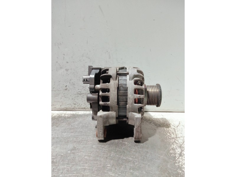 Recambio de alternador para smart forfour referencia OEM IAM 231006007R F000BL04C4 