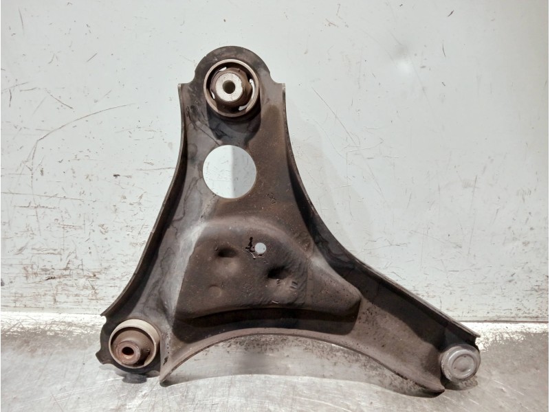 Recambio de brazo suspension inferior delantero izquierdo para smart forfour referencia OEM IAM   