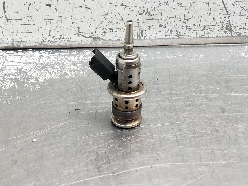 Recambio de inyector para citroen c4 cactus bluehdi 100 referencia OEM IAM 9813930180 K351B04711 INYECTOR ADBLUE