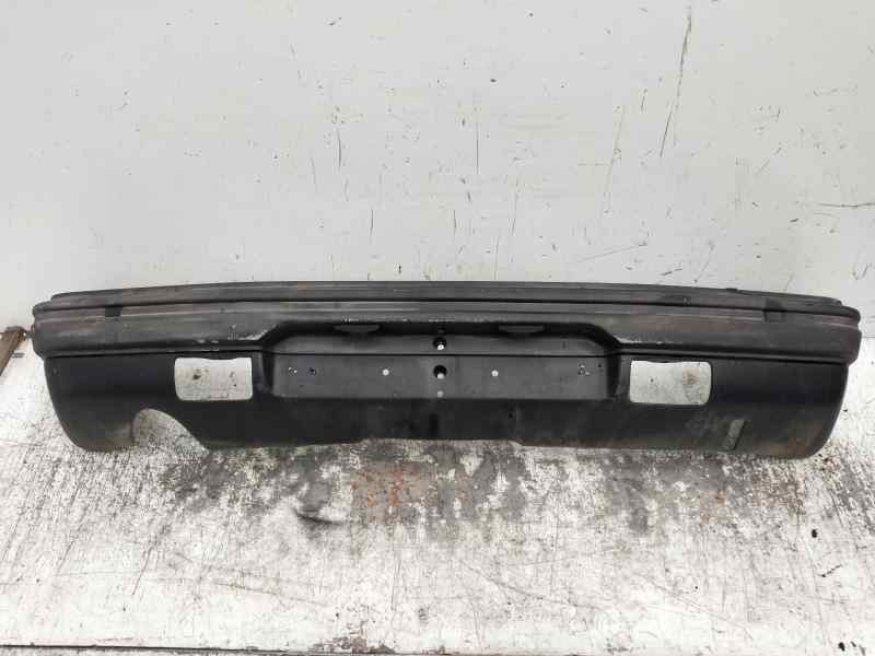 Recambio de paragolpes trasero para peugeot 205 berlina 1.8 diesel referencia OEM IAM   