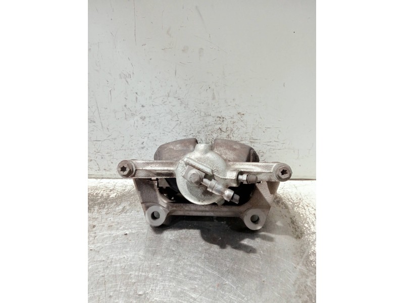 Recambio de pinza freno delantera derecha para seat leon (5f1) referencia OEM IAM 6799D  