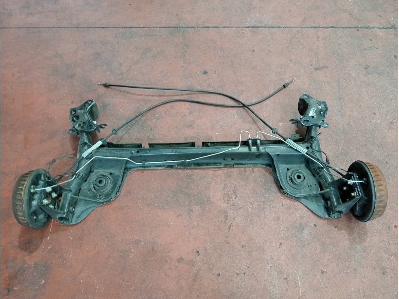 Recambio de puente trasero para renault zoe referencia OEM IAM   