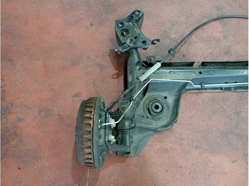 Recambio de puente trasero para renault zoe referencia OEM IAM   