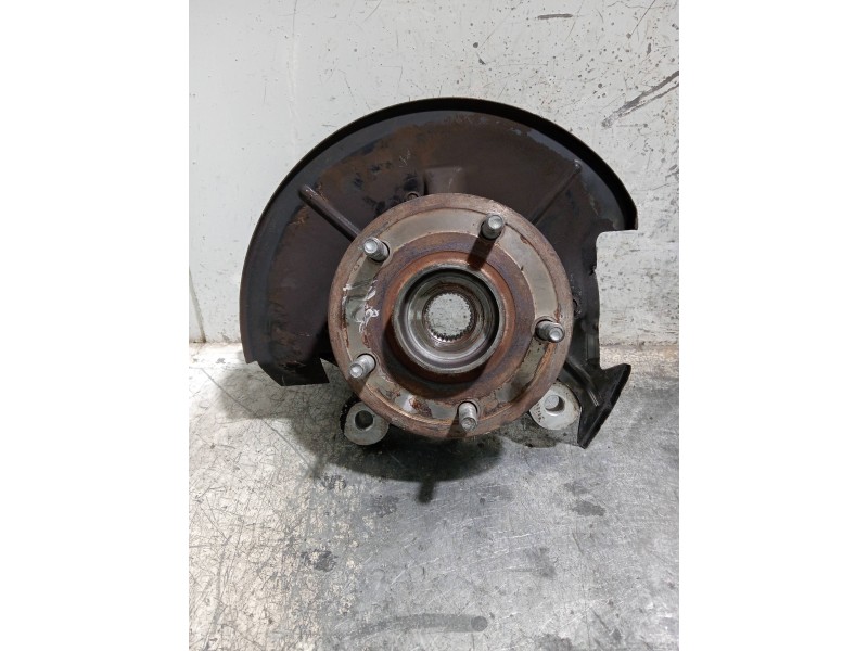 Recambio de mangueta delantera izquierda para chrysler voyager (rg) 2.8 crd cat referencia OEM IAM 04743579AB  