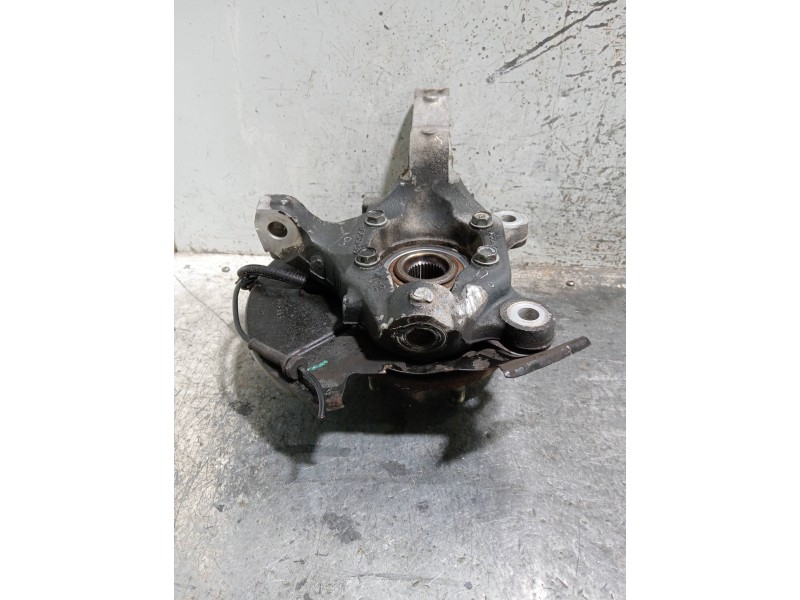 Recambio de mangueta delantera izquierda para chrysler voyager (rg) 2.8 crd cat referencia OEM IAM 04743579AB  