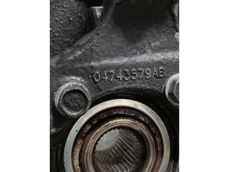 Recambio de mangueta delantera izquierda para chrysler voyager (rg) 2.8 crd cat referencia OEM IAM 04743579AB  