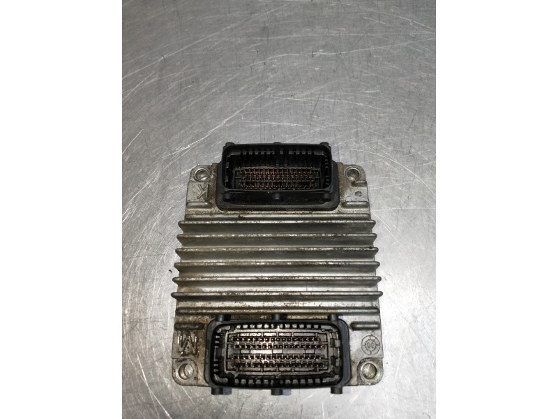 Recambio de centralita motor uce para opel corsa c referencia OEM IAM 8972333706 09391259 