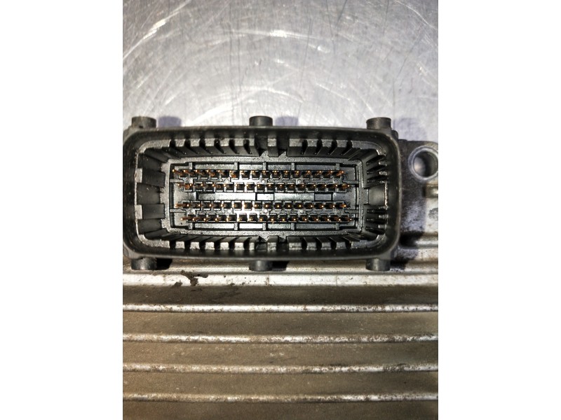 Recambio de centralita motor uce para opel corsa c referencia OEM IAM 8972333706 09391259 