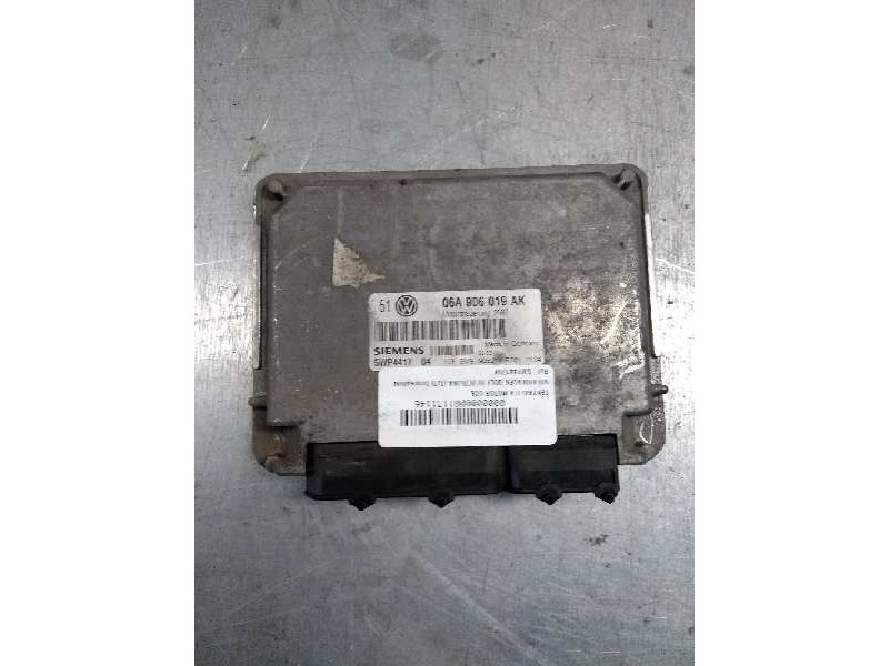 Recambio de centralita motor uce para volkswagen golf iv berlina (1j1) conceptline referencia OEM IAM 5WP441704 06A906019AK 
