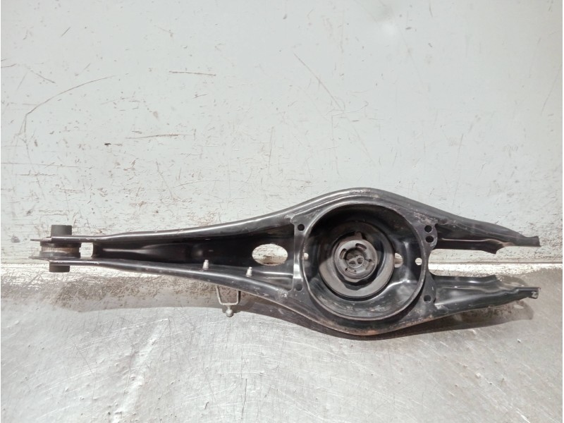 Recambio de brazo suspension inferior trasero izquierdo para seat leon (5f1) referencia OEM IAM 5Q0505311D  