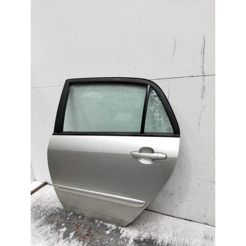 Recambio de puerta trasera izquierda para toyota corolla (e12) 2.0 d-4d sol berlina referencia OEM IAM   5P