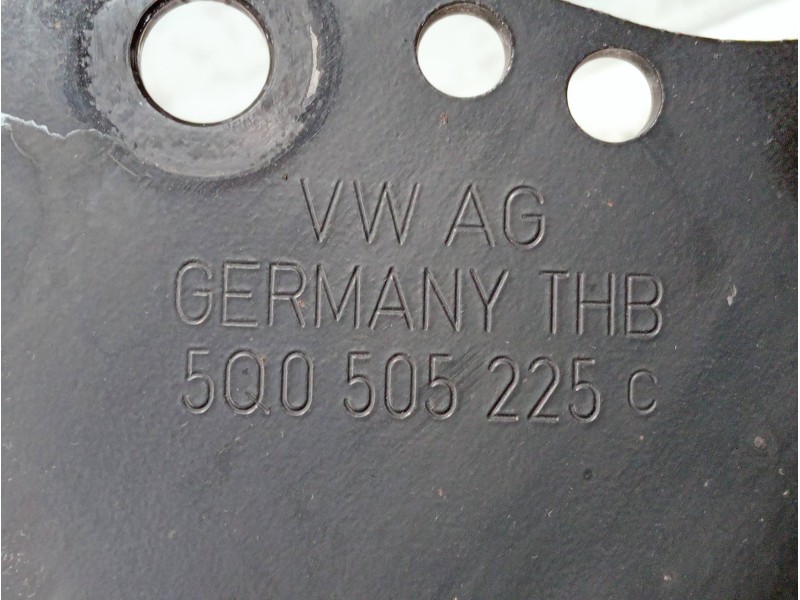 Recambio de brazo suspension superior trasero izquierdo para seat leon (5f1) referencia OEM IAM 5Q0505225C  