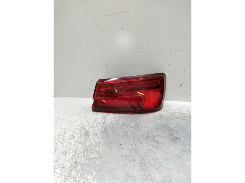 Recambio de piloto trasero derecho para audi a3 sedán (8vm) referencia OEM IAM 8V5945092 81700201 